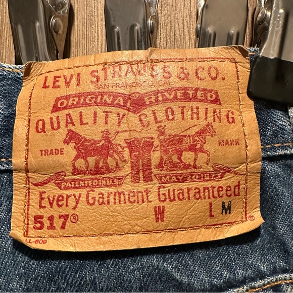 Y2K Vintage Levi’s 517 Low Rise Slim Fit Boot Cut Dark Wash Jeans Size 3 Jr - Picture 3 of 4